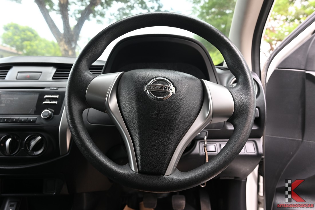 
								Nissan NT300 cargo 8996 full									