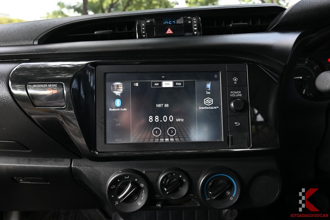 
								Toyota Revo KOG 2833 full									