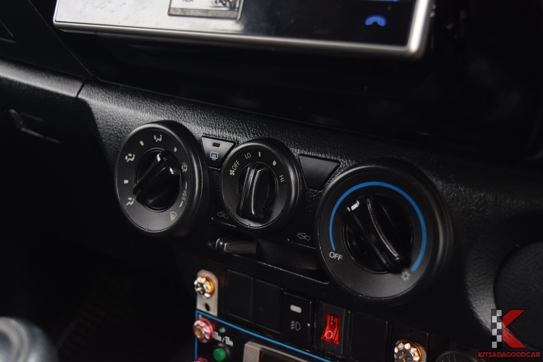 
								Toyota Revo MPC COOL 7504 full									