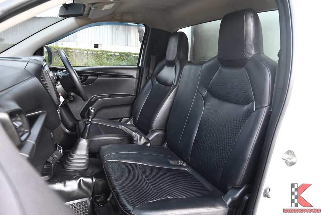 
								ISUZU D-Max COOL 3688 full									