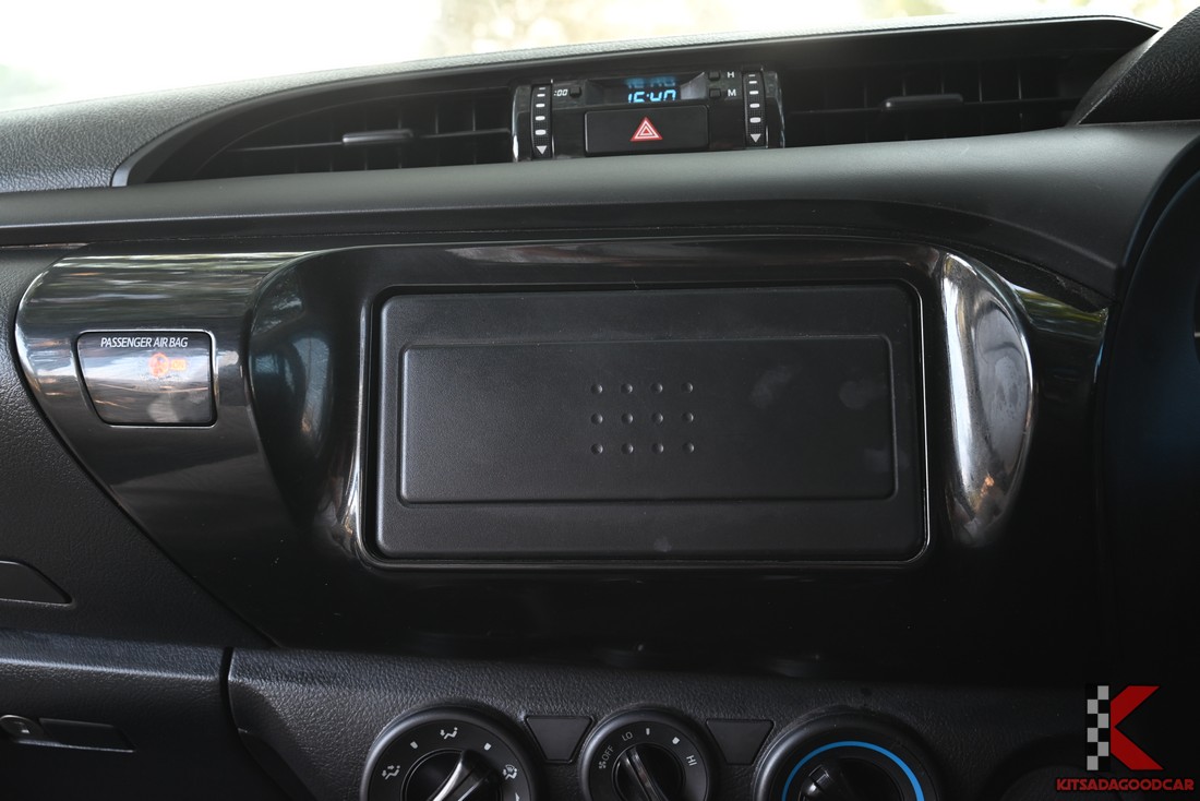 
								Toyota Revo COOL 443 full									