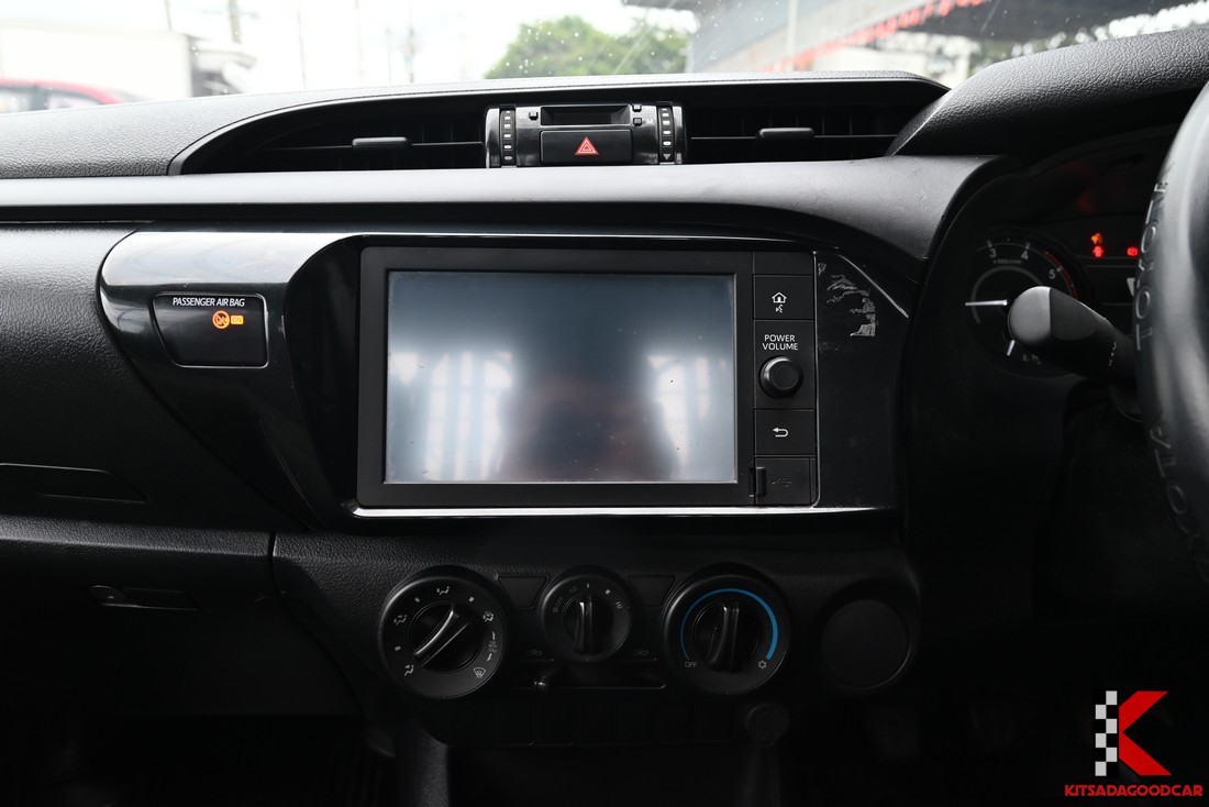 
								Toyota Revo KOG 2783 full									