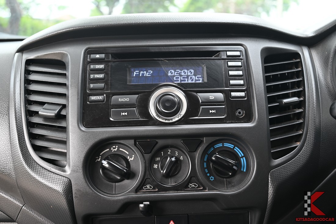 
								Mitsubishi Triton SINGLE 7748 full									