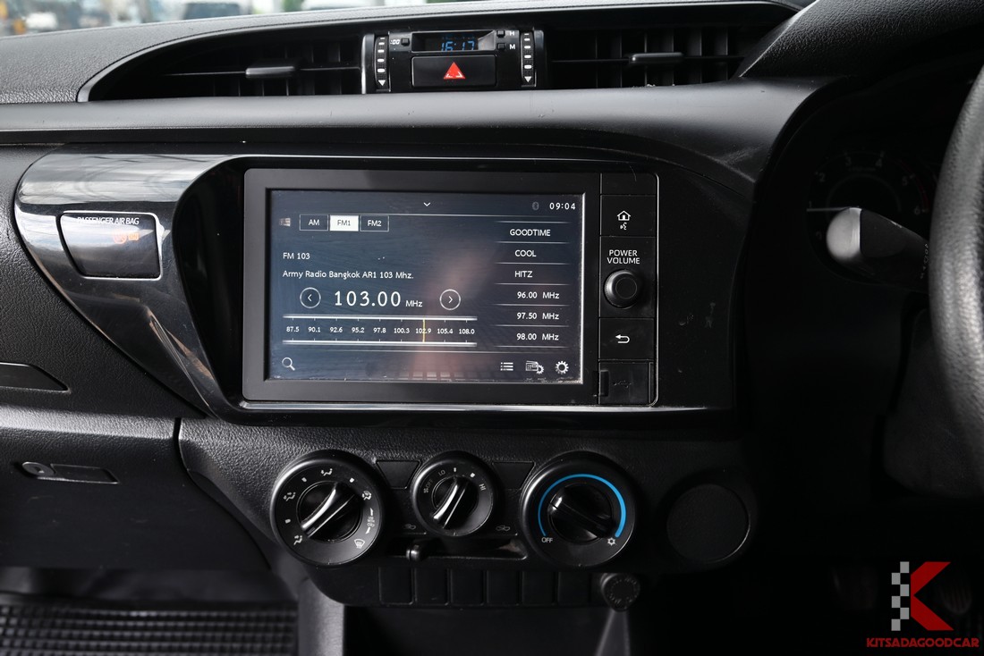 
								Toyota Revo cargo 5060 full									