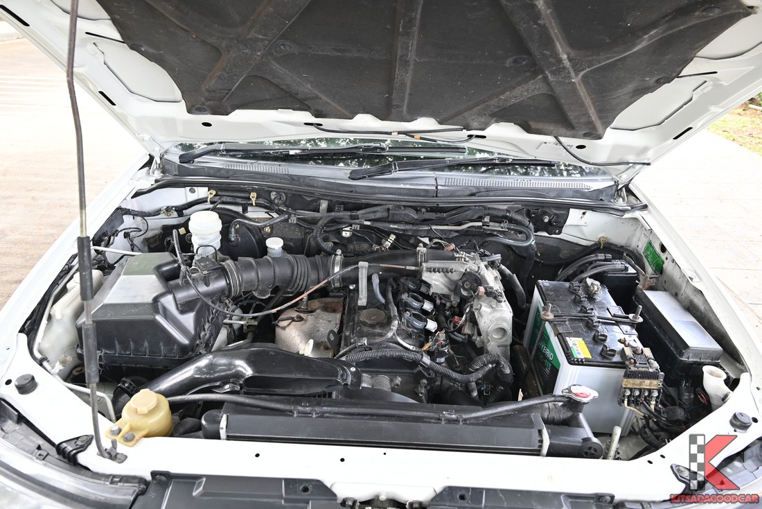 
								Mitsubishi Triton cargo 9396 full									