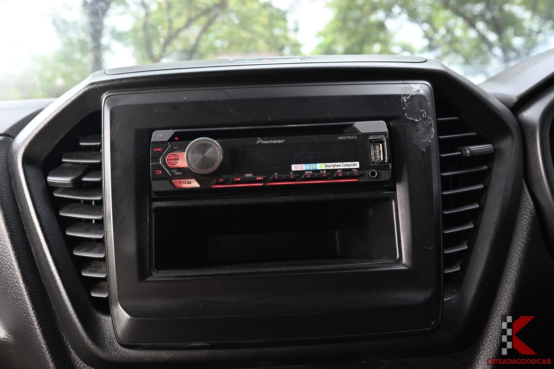 
								ISUZU D-Max cargo 4483 full									