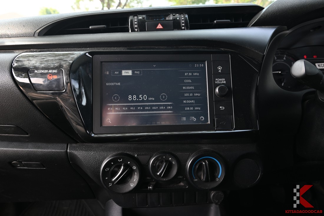 
								Toyota Revo cargo 6322 full									