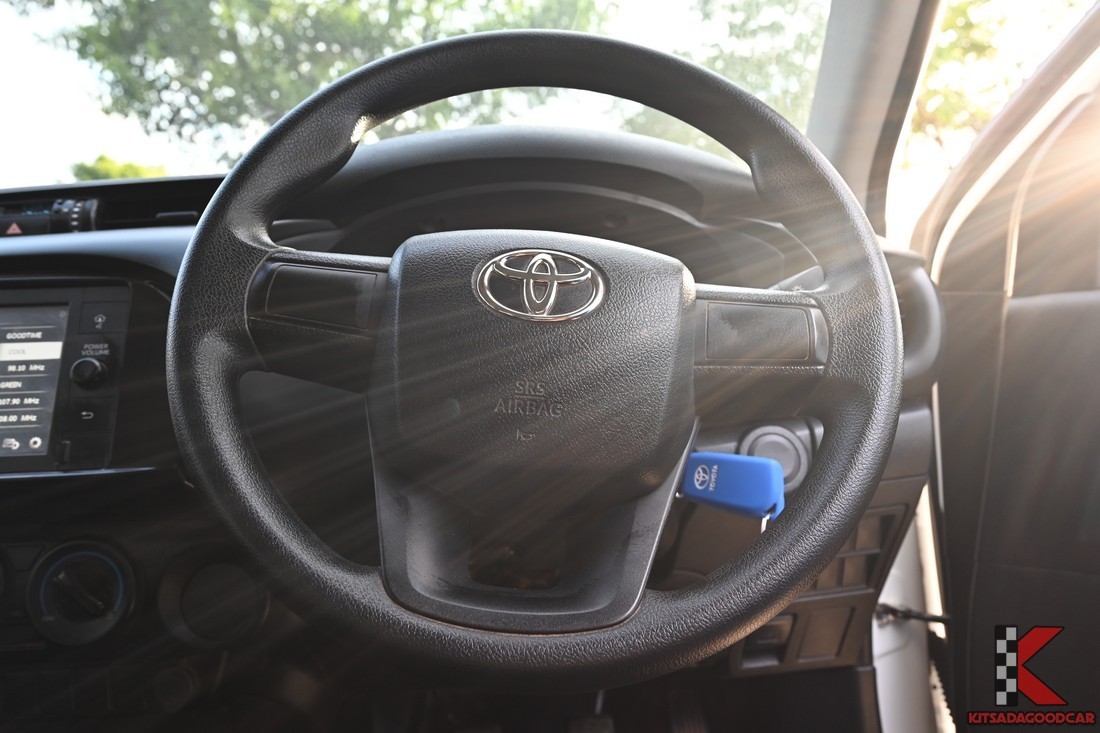 
								Toyota Revo DUMP 3190 full									