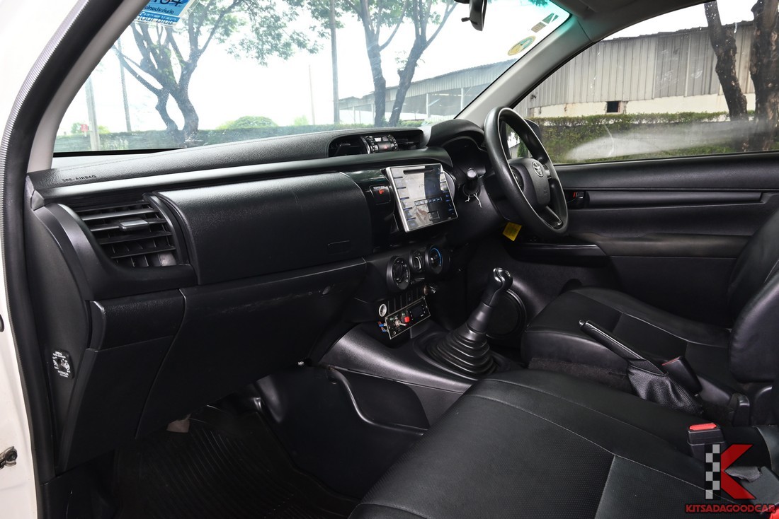 
								Toyota Revo COOL 5750 full									