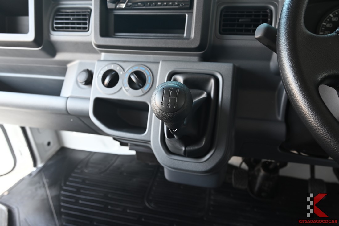 
								Suzuki Carry Food Truck 3143 full									