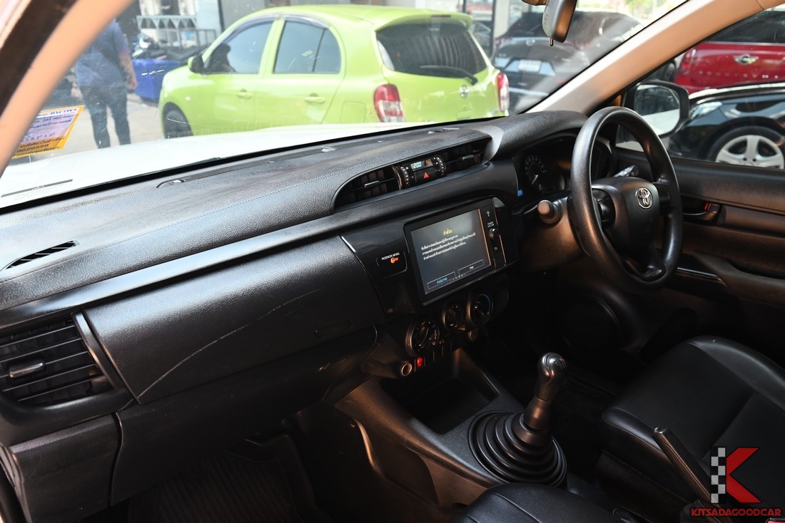 Toyota Revo COOL 8200 full