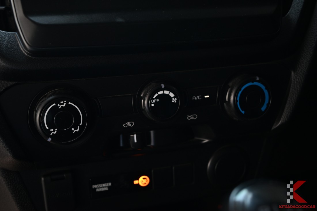 ISUZU D-Max cargo 1477 full