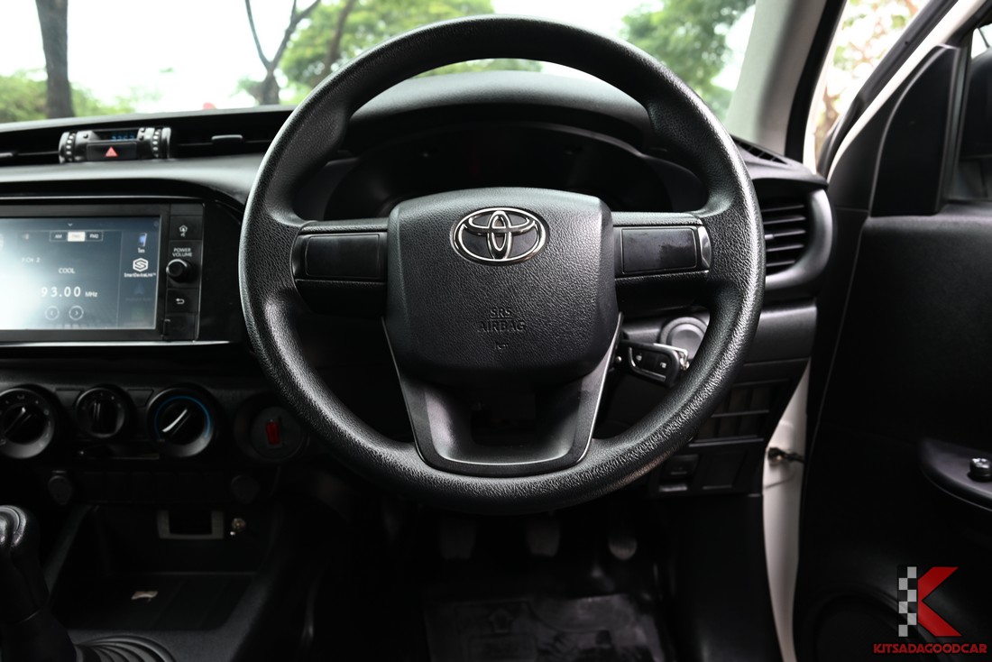 
								Toyota Revo COOL 2001 full									