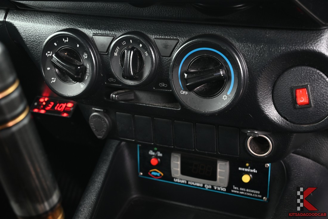 Toyota Revo MPC COOL  479 full