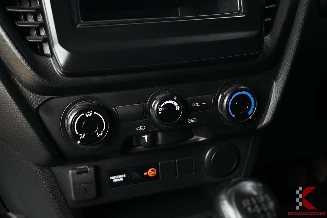 ISUZU D-Max cargo 1513 full