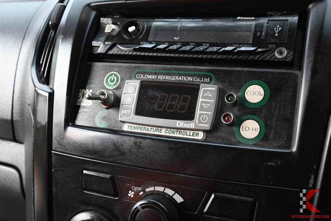 
								ISUZU D-Max COLD WAY 9725 full									