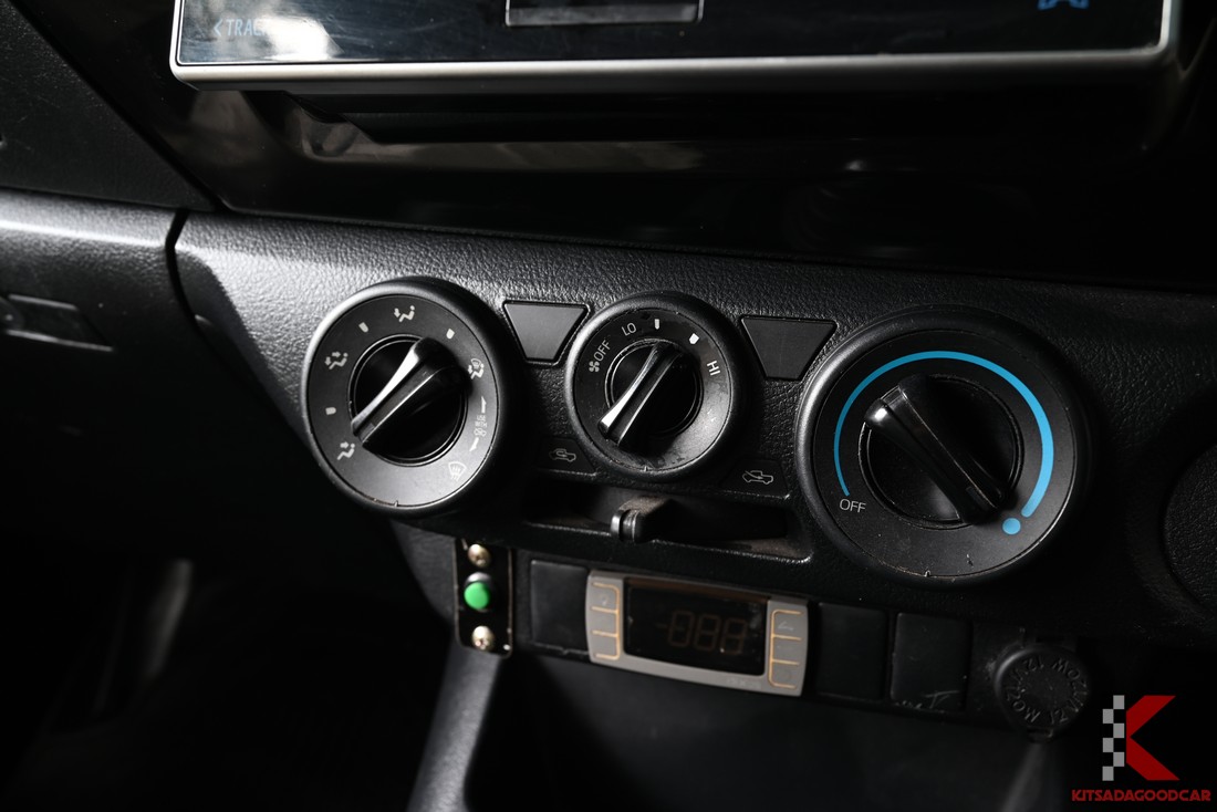 
								Toyota Revo COOL 2241 full									