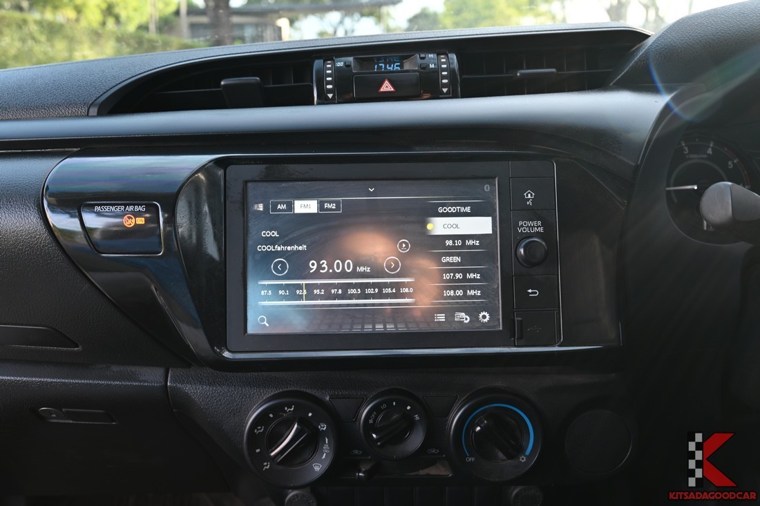 
								Toyota Revo DUMP 3190 full									