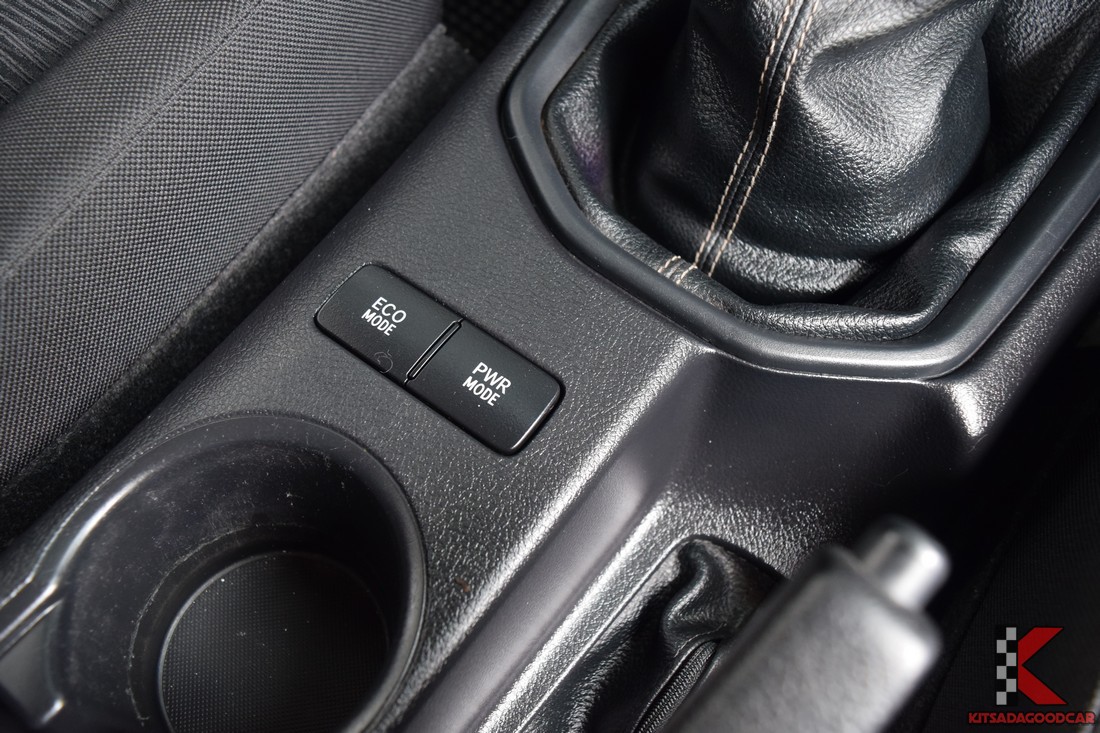 
								Toyota Revo MPC COOL 7504 full									