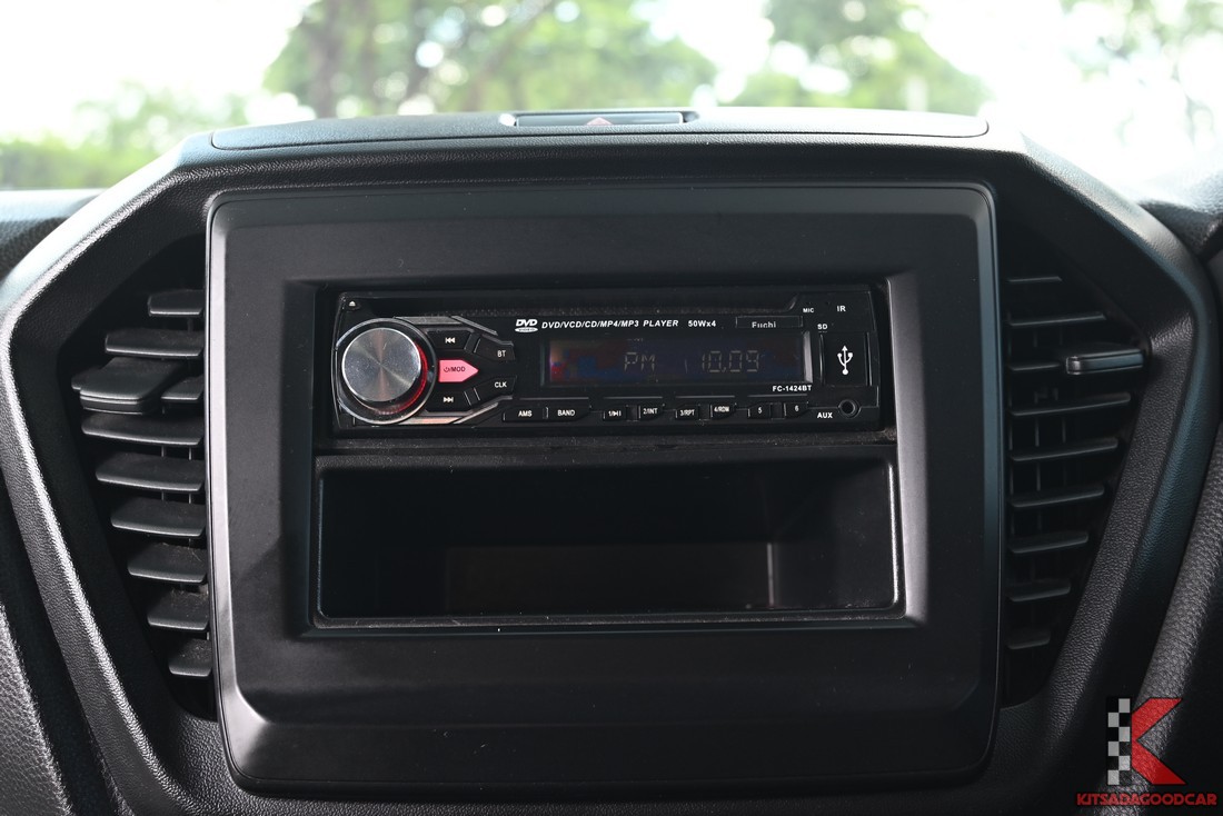 ISUZU D-Max cargo 1479 full