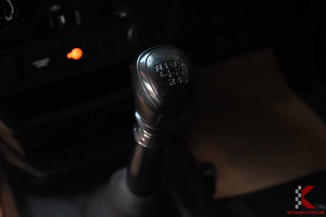 ISUZU D-Max cargo 1477 full