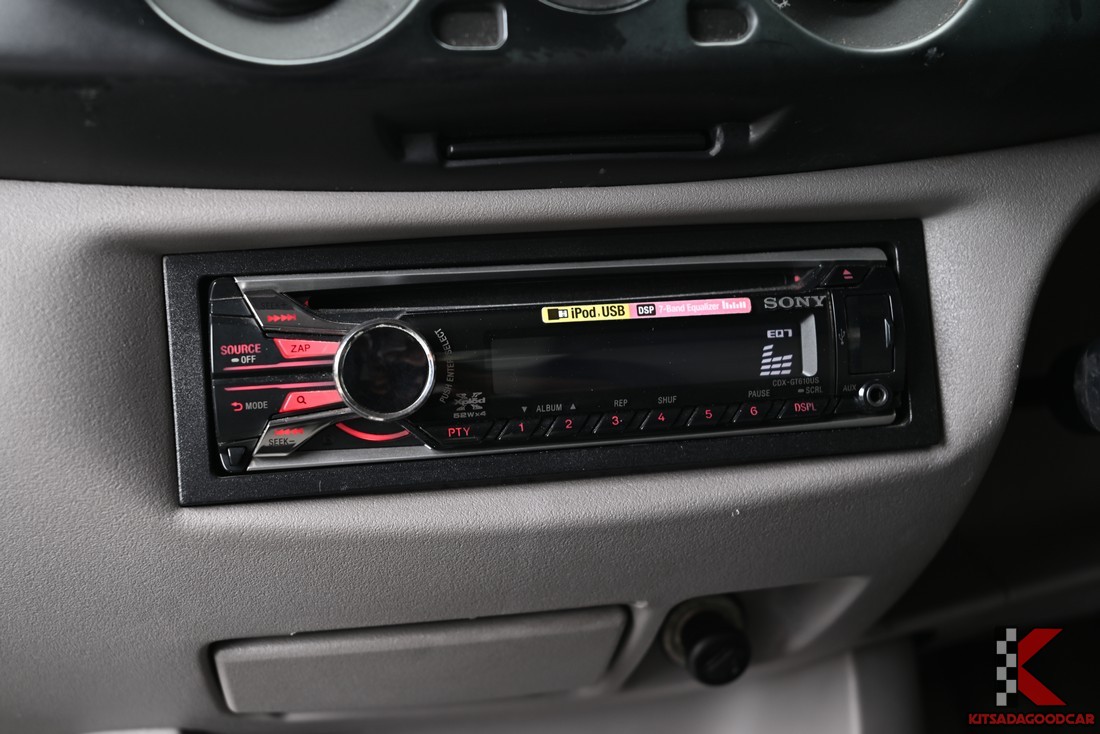 Mitsubishi Triton cargo 1160 full