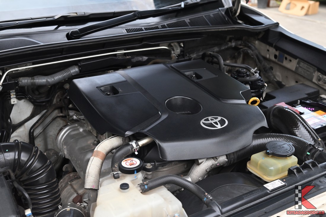 
								Toyota Revo cargo 4468 full									