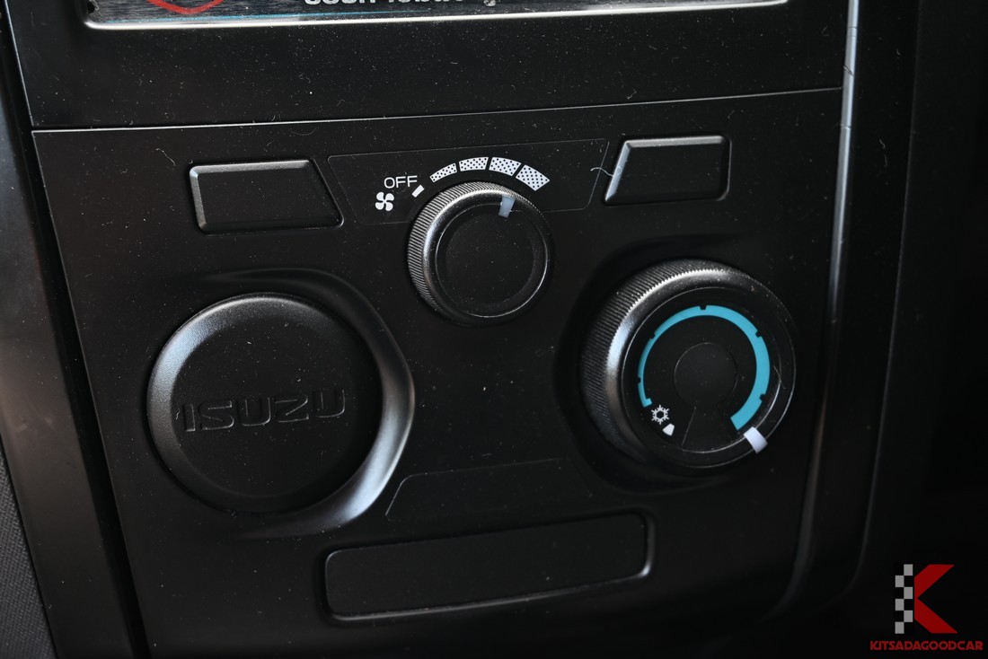 
								ISUZU D-Max MPC COOL 1538 full									