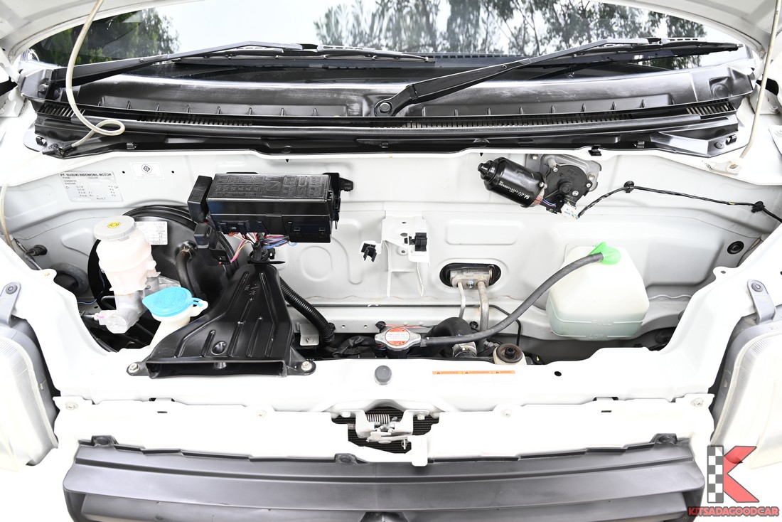 
								Suzuki Carry SINGLE 9678 full									