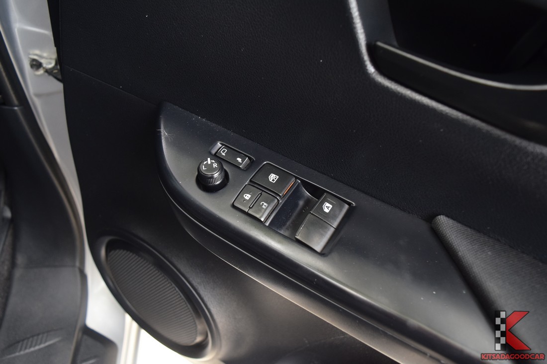 
								Toyota Revo MPC COOL 7504 full									