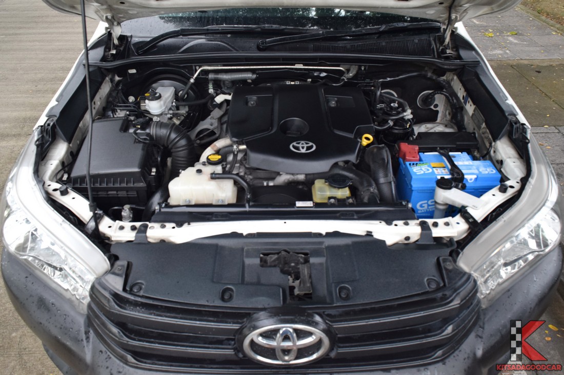 
								Toyota Revo cargo 4428 full									