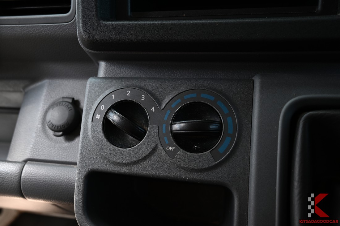 
								Suzuki Carry cargo 8296 full									