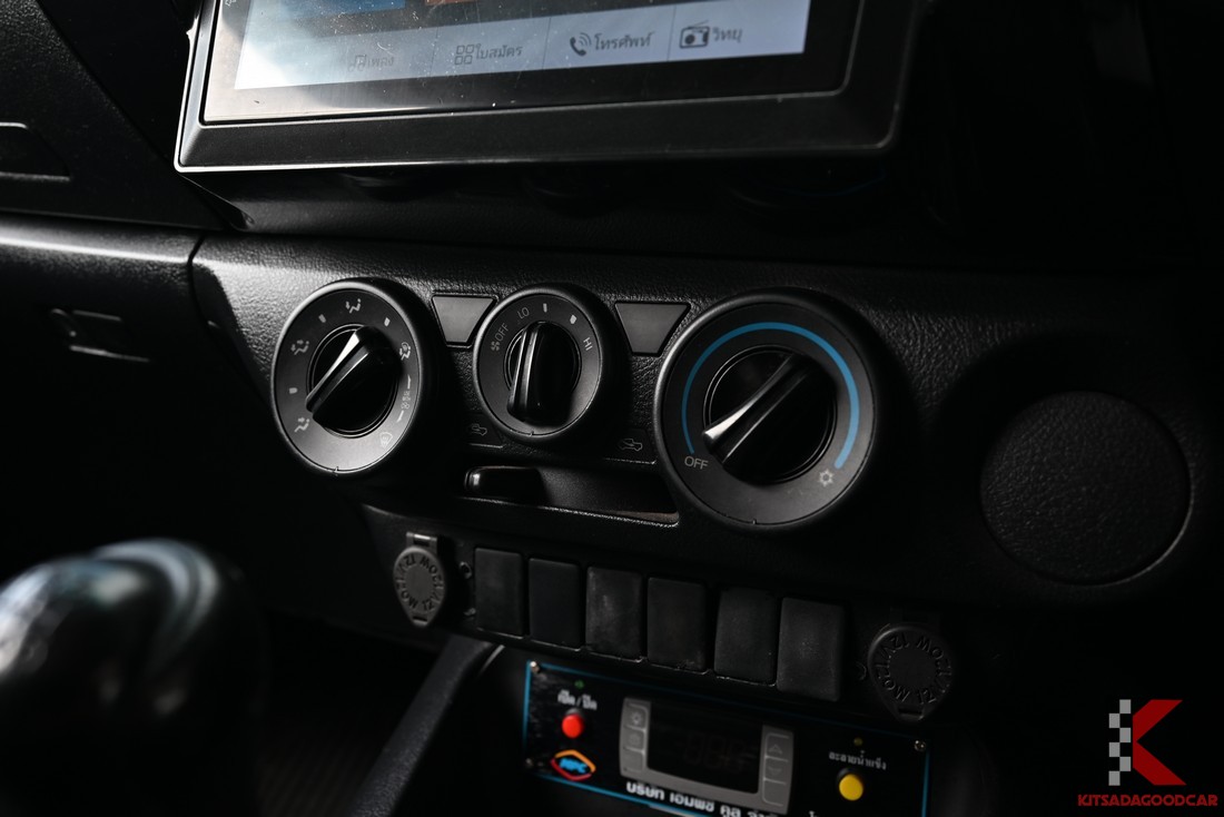 
								Toyota Revo MPC COOL 8938 full									