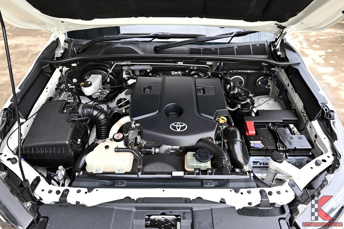 
								Toyota Revo cargo 4433 full									