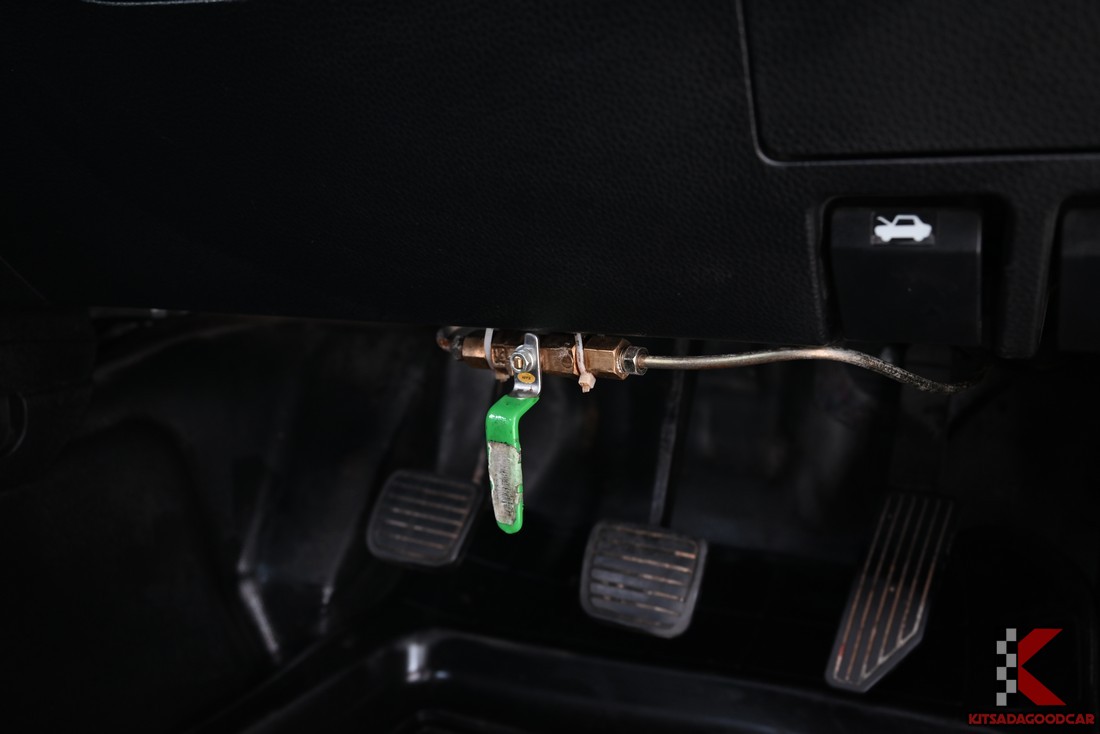 
								ISUZU D-Max KOG 9847 full									