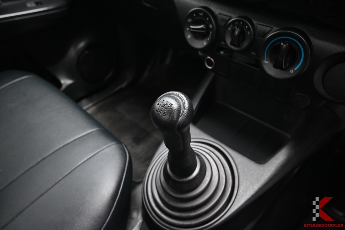 
								Toyota Revo SINGLE CAB 5098 full									