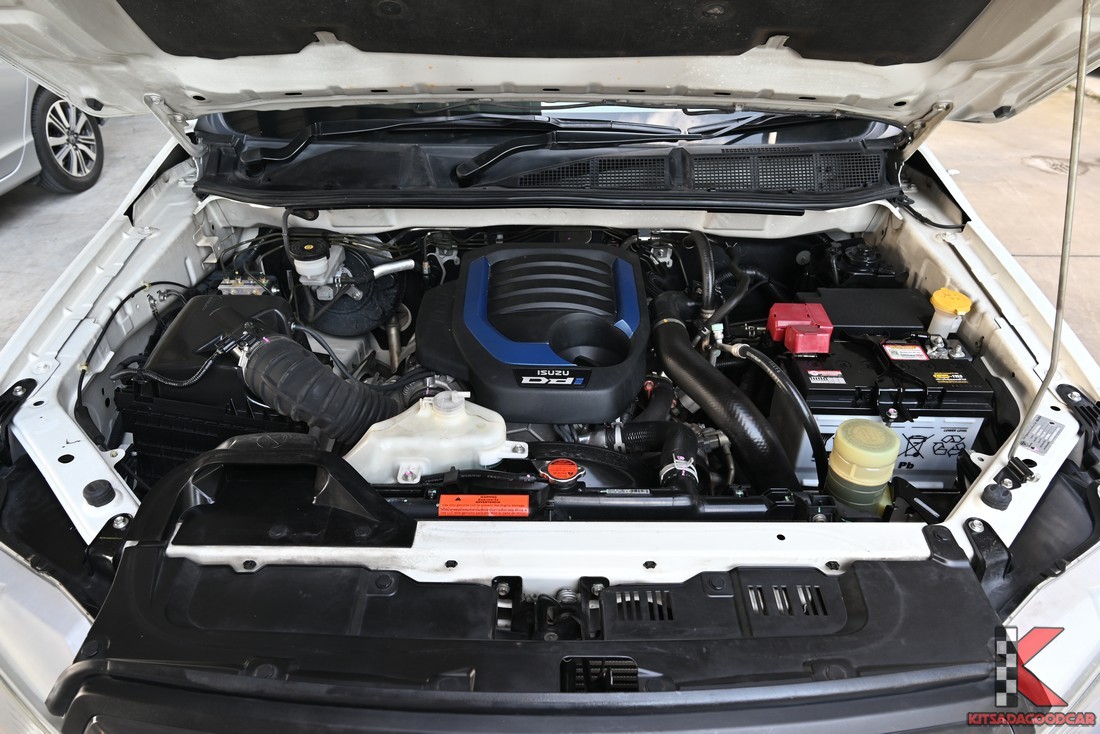 ISUZU D-Max cargo 1477 full