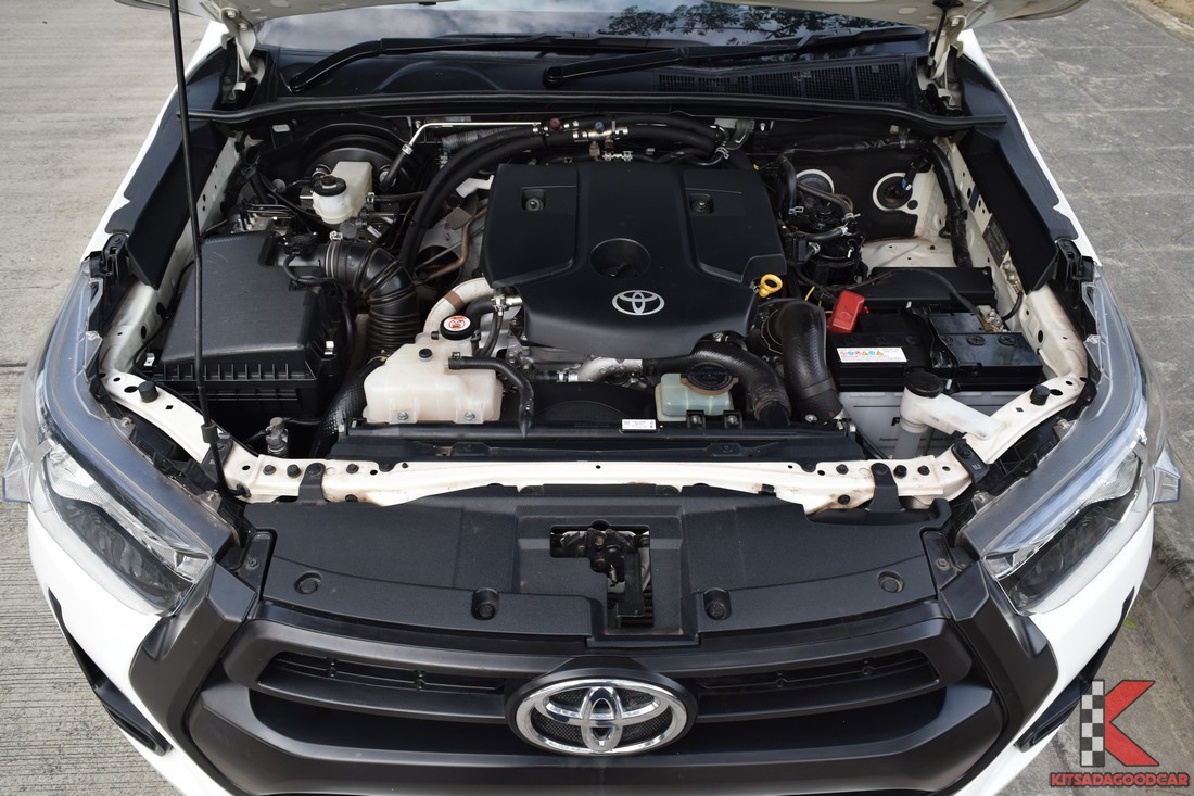 
								Toyota Revo COOL 1698 full									