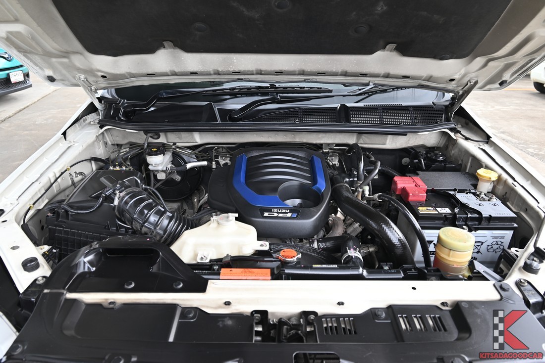 
								ISUZU D-Max cargo 7255 full									