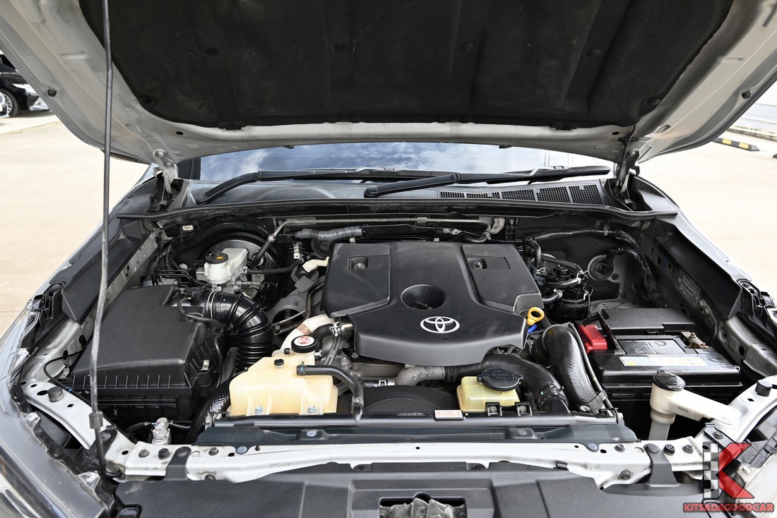 
								Toyota Revo cargo 5060 full									