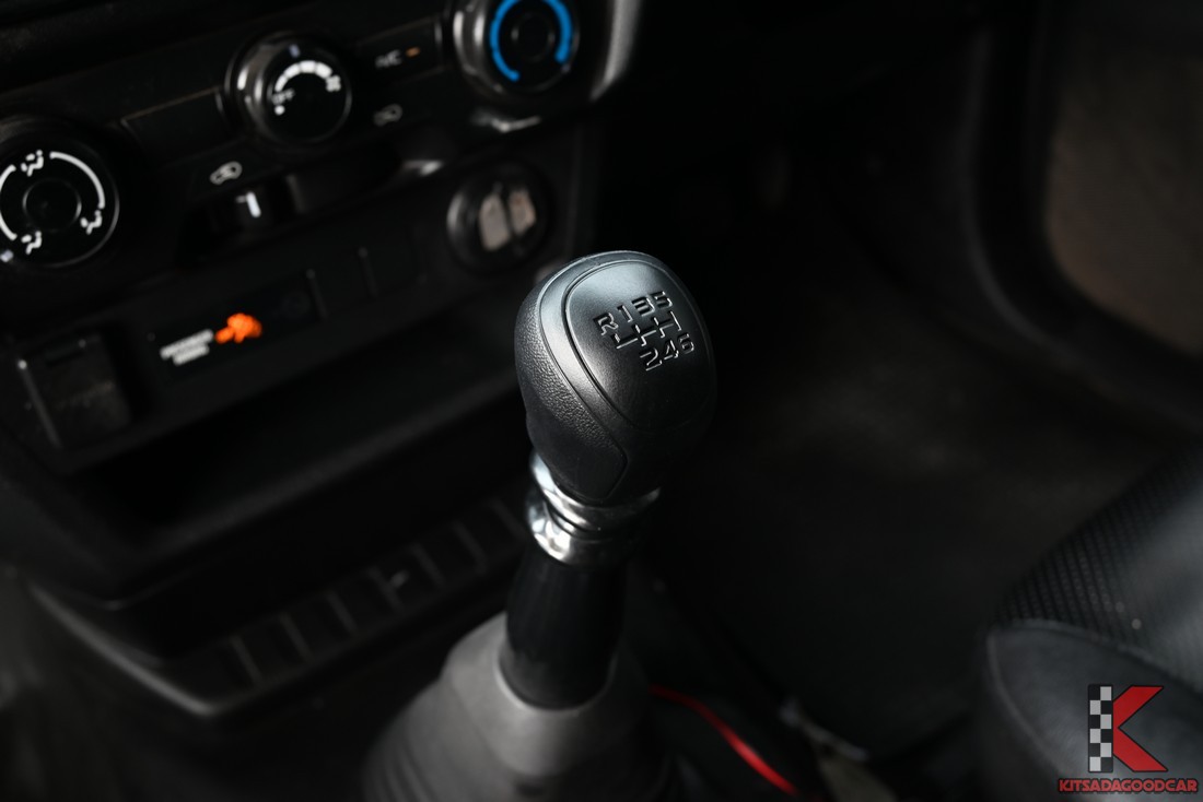 
								ISUZU D-Max cargo 4483 full									