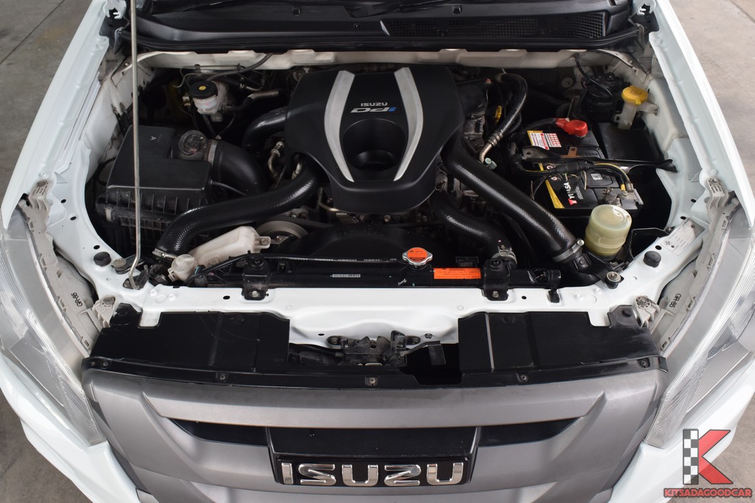 
								ISUZU D-Max COOL 6695 full									