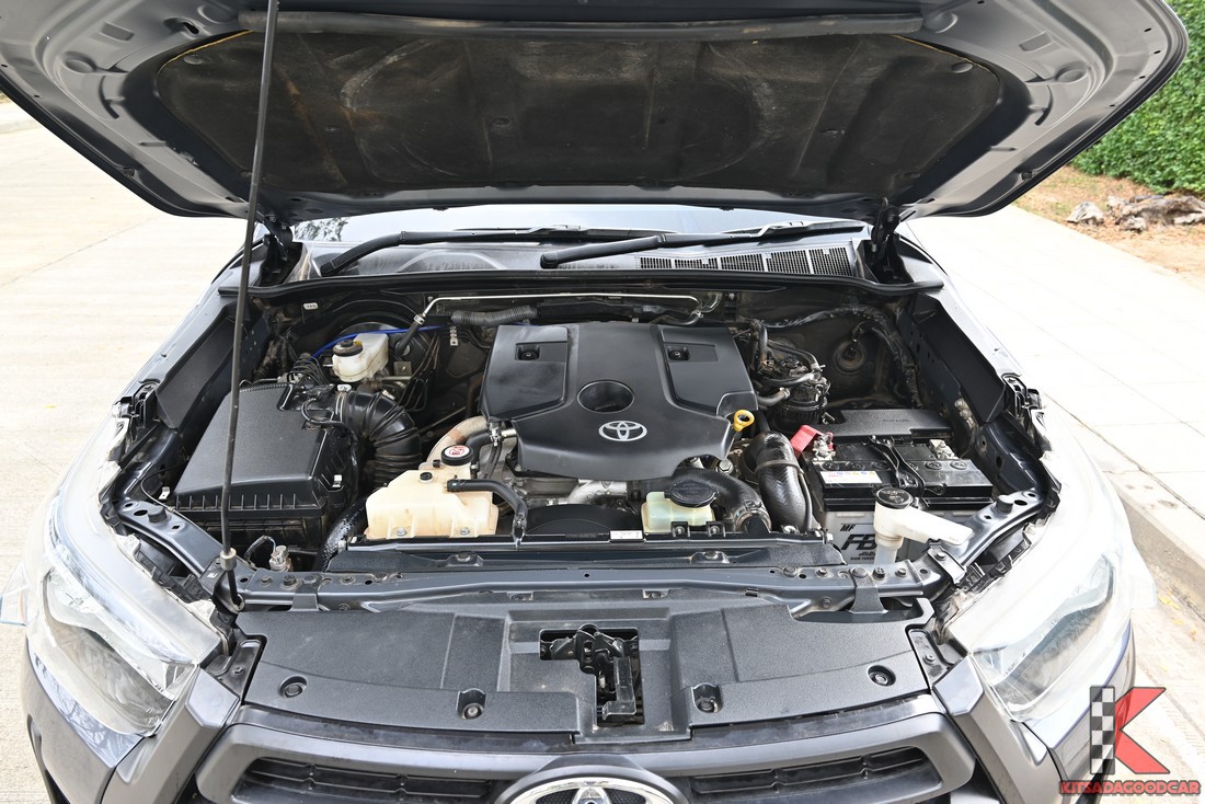 Toyota Revo SINGLE Entry 284 full