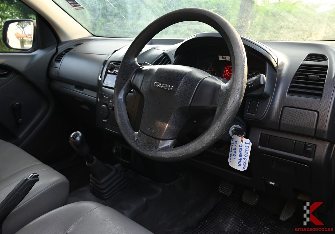 
								ISUZU D-Max COOL 9968 full									