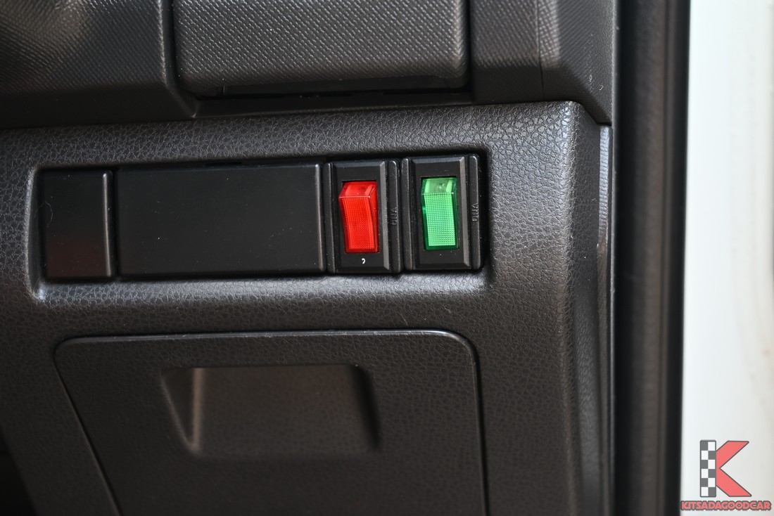 
								ISUZU D-Max MPC COOL 1538 full									