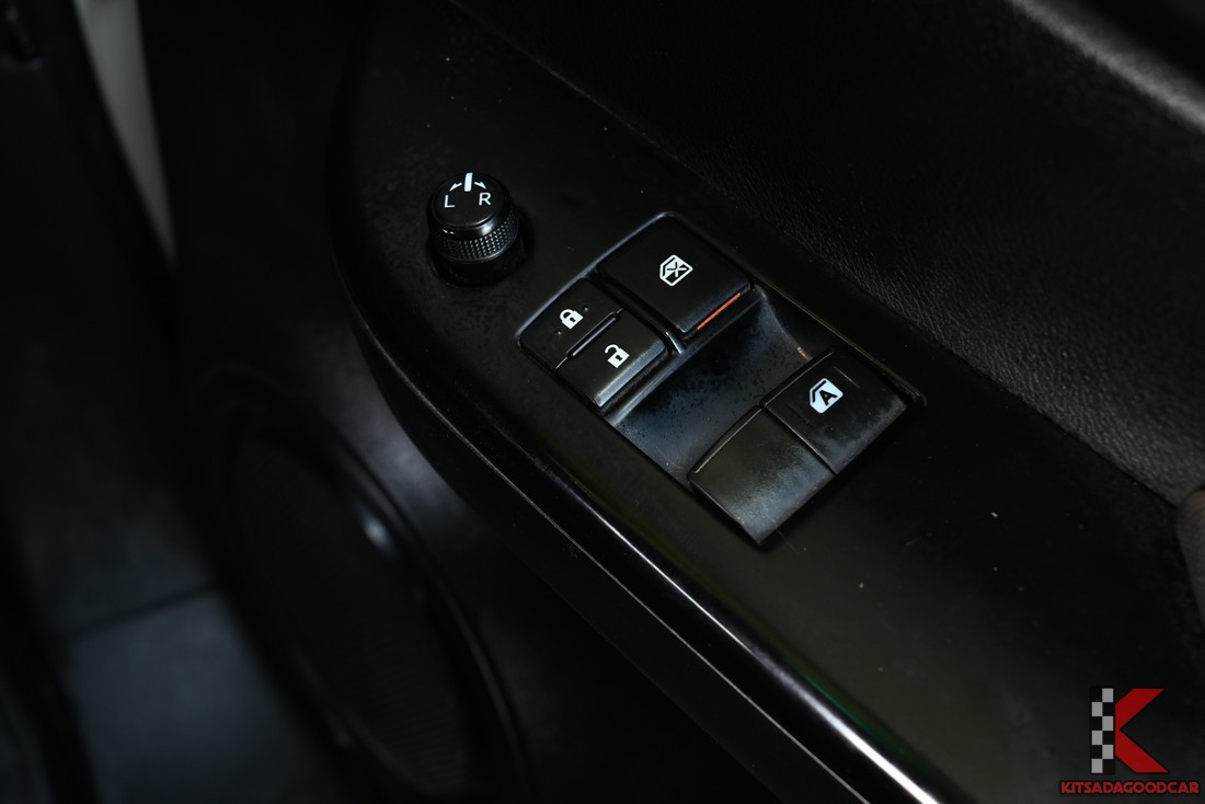 
								Toyota Revo MPC COOL  24 full									