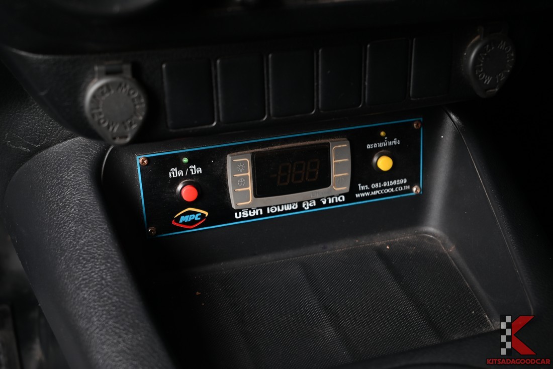 Toyota HILUX REVO Single Cab Entry full