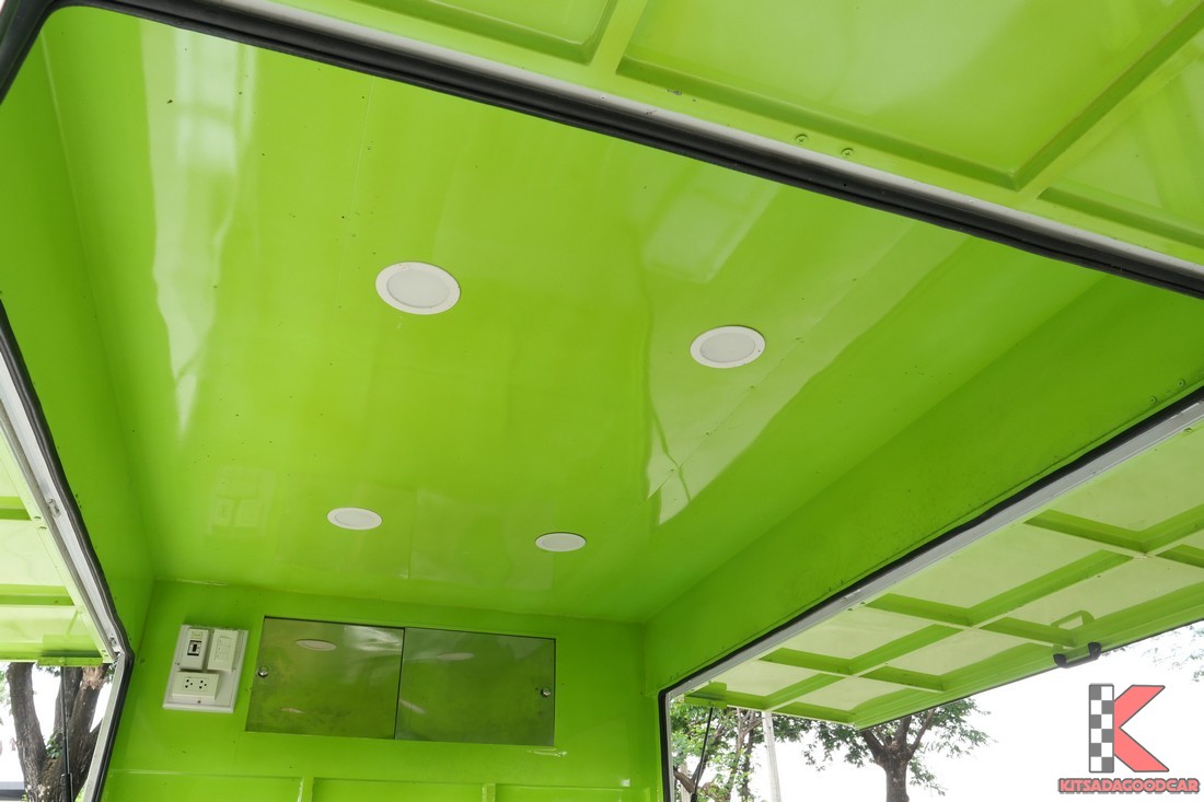 
								Suzuki Carry Food Truck 9041 full									