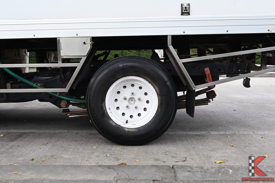 Toyota Revo COOL 2236 full