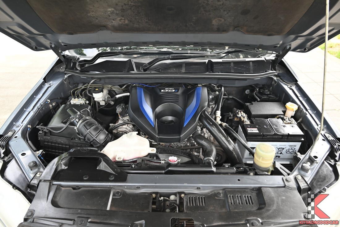 
								ISUZU D-Max cargo 7172 full									